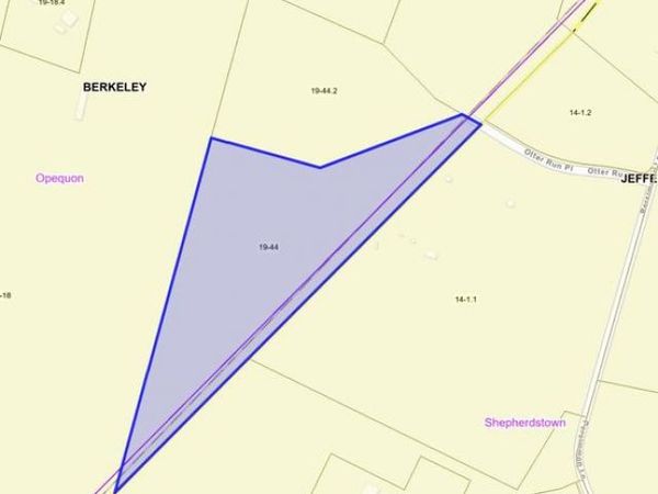 OTTER RUN PLACE, Unit LOT 3, SHEPHERDSTOWN, WV 25443