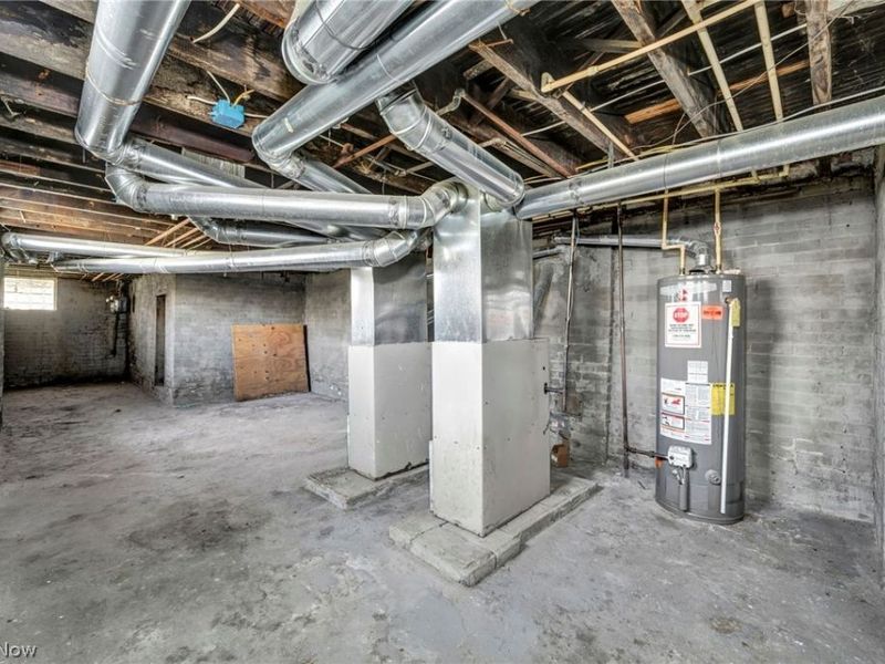 3438 E 140th Street, Cleveland, OH 44120 Photo 38