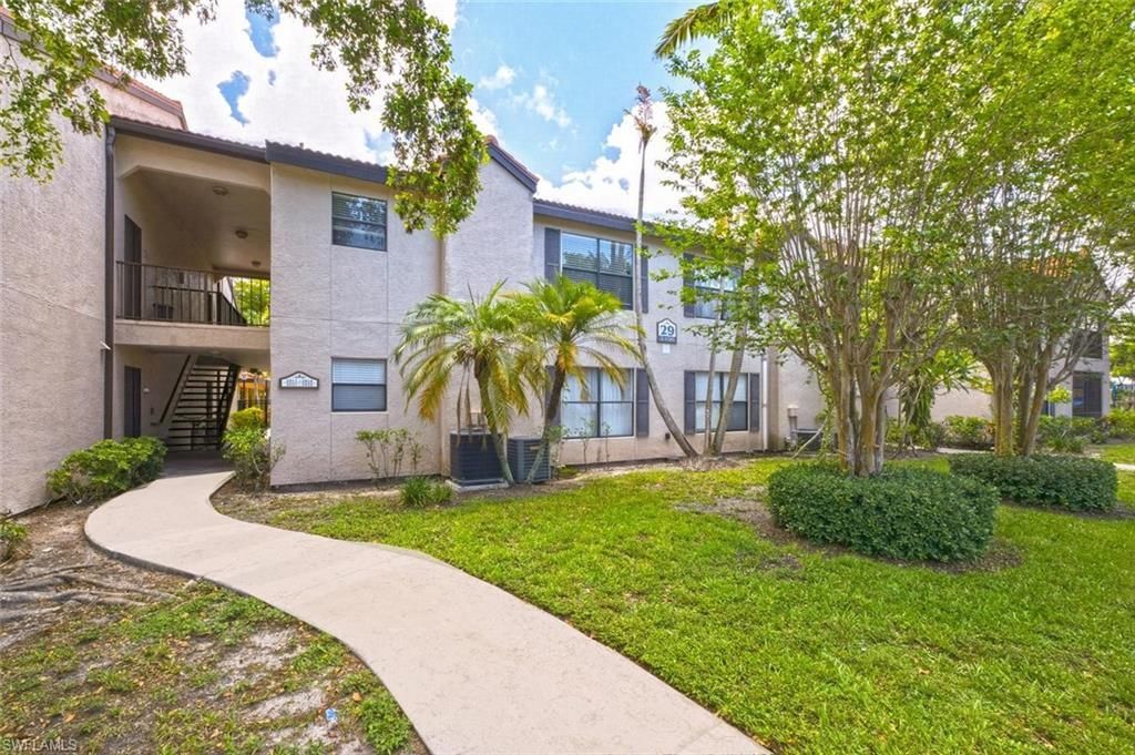 2106 Arbour Walk Cir, Unit 2911, Naples, FL 34109 Photo