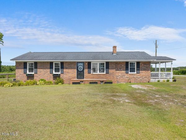 396 Edwards Road , Beulaville, NC 28518