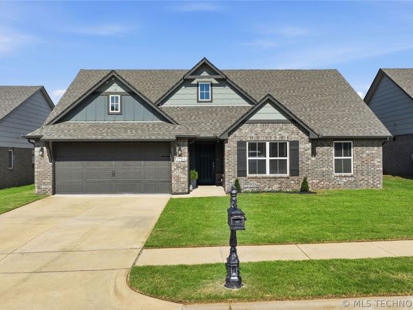 3706 S 13th Place , Broken Arrow, OK 74011