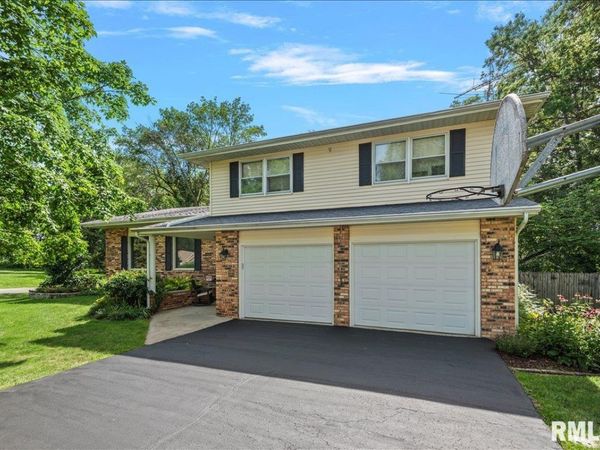 2 MADERA Court, Taylorville, IL 62568