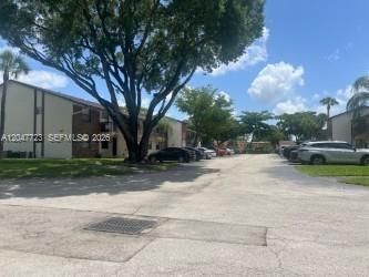 6040 Shakerwood Cir , Unit 203, Tamarac, FL 33319 Photo