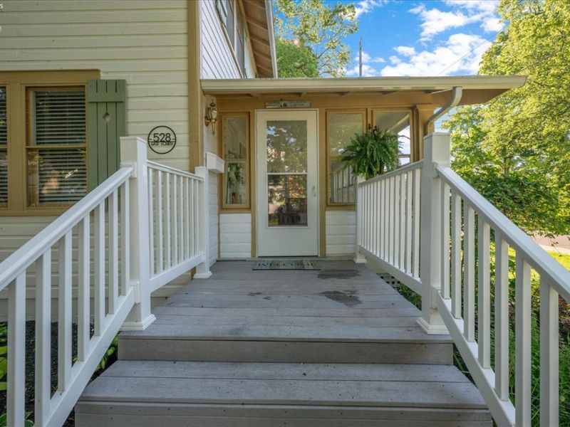 528 E 4th Street, Lakeside, OH 43440 Photo 5