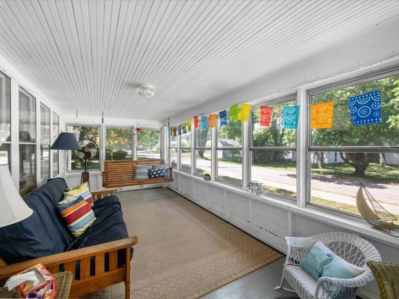 528 E 4th Street, Lakeside, OH 43440 Photo 7