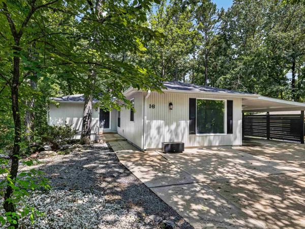 16 Cambre Circle, Hot Springs Village, AR 71909