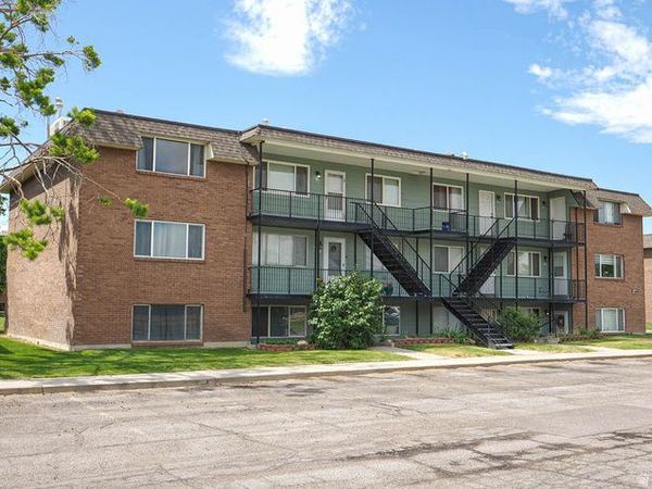 3677 S 2200 W, Unit 37, West Valley City, UT 84119