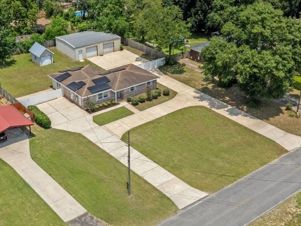 1309 Valley Road, Crestview, FL 32539