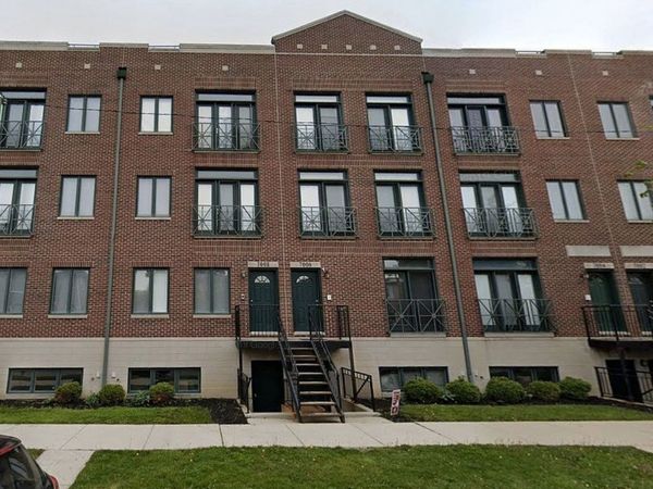 7016 W MEDILL Avenue , Chicago, IL 60707