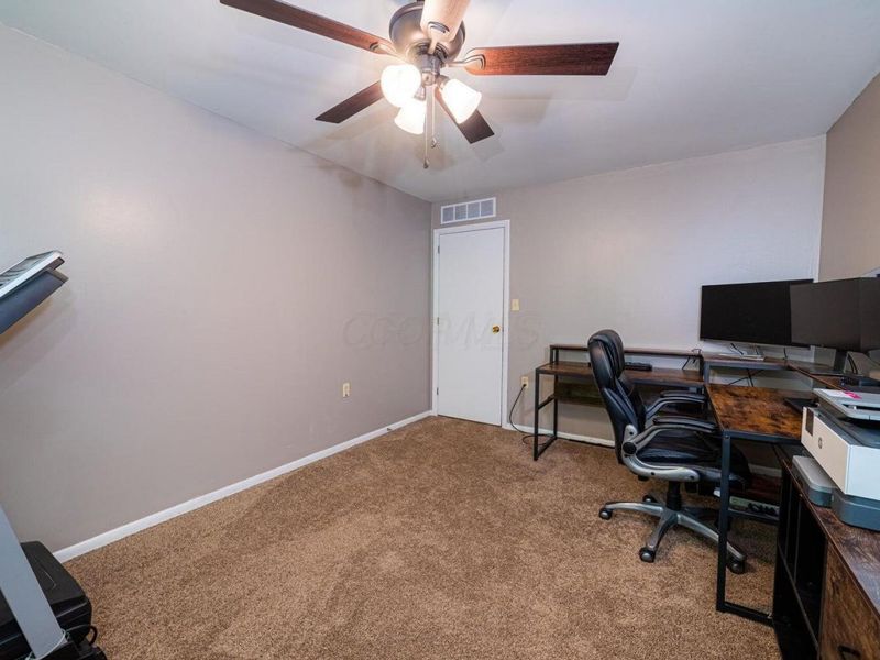 516 Mcintosh Drive , Howard, OH 43028 Photo 9