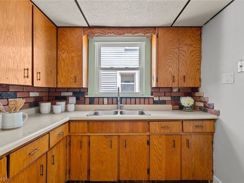 1628 May Place NE, Canton, OH 44705 Photo 22