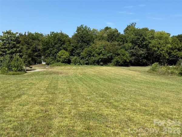 502 Central Street , Hudson, NC 28638