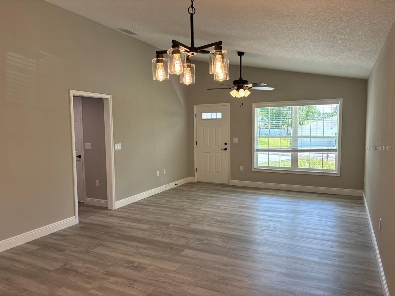 9884 N Lathyrus Terrace , Dunnellon, FL 34433 Photo