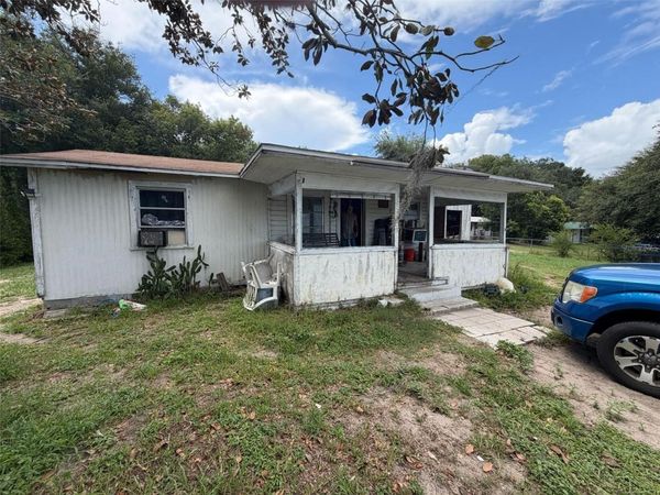 1724 S US 301 , SUMTERVILLE, FL 33585