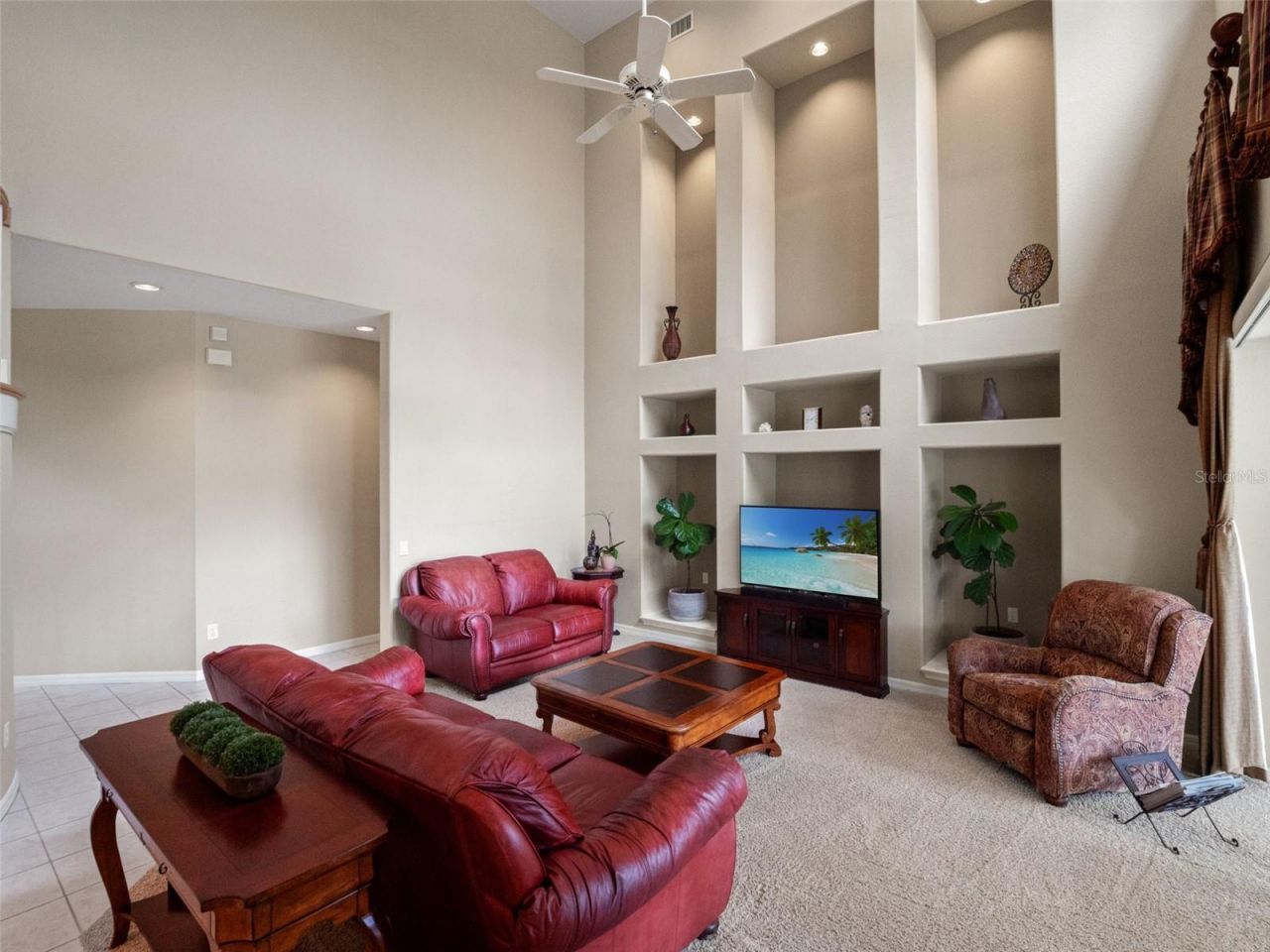 17422 Heather Oaks Place , Tampa, FL 33647 Photo