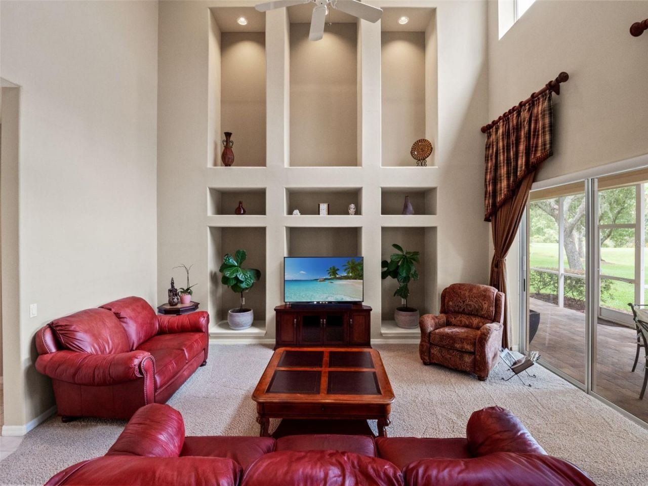 17422 Heather Oaks Place , Tampa, FL 33647 Photo