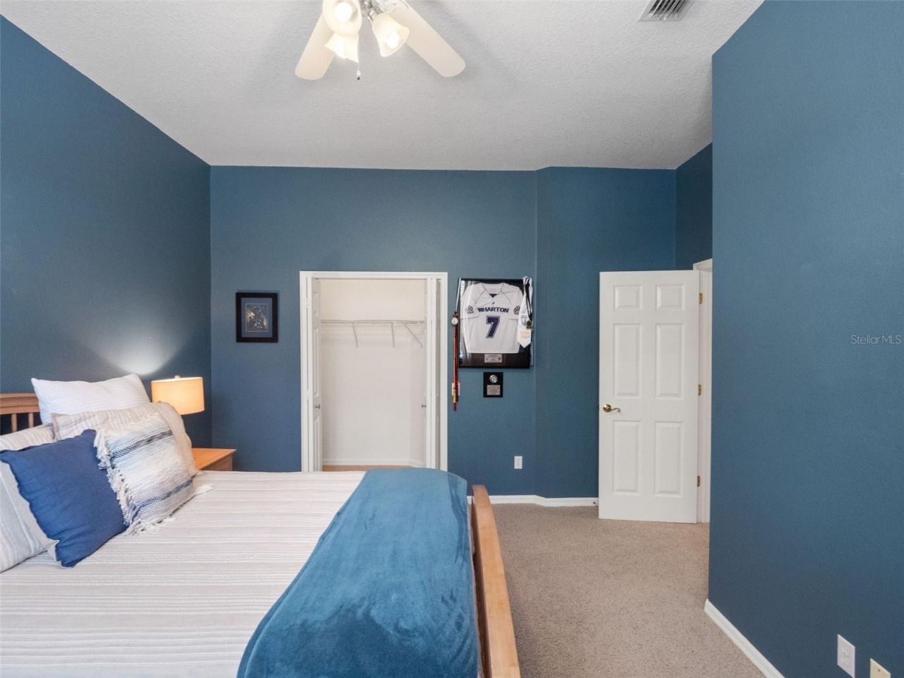 17422 Heather Oaks Place , Tampa, FL 33647 Photo