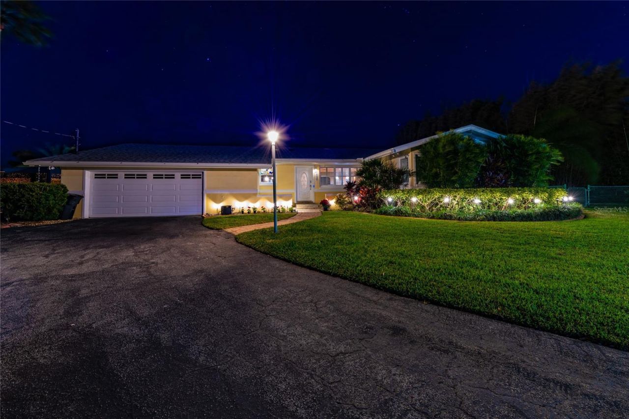 130 Reef Road, South Daytona, FL 32119 Photo