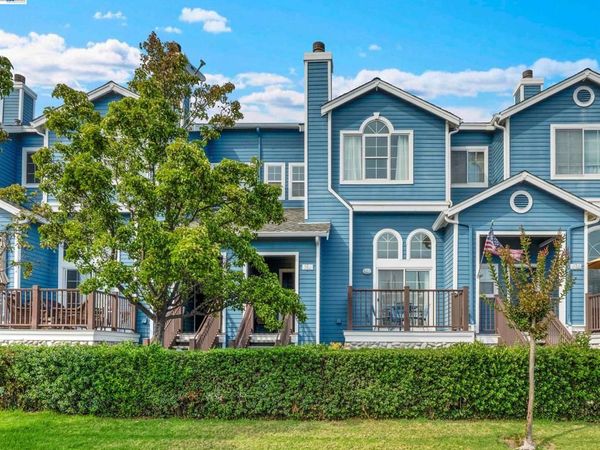314 E E St, Benicia, CA 94510