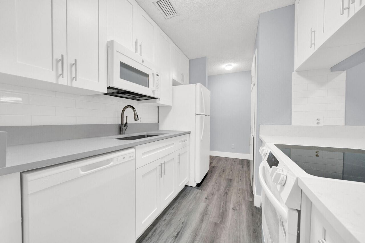 2319 N Congress Avenue, Unit 22, Boynton Beach, FL 33426 Photo