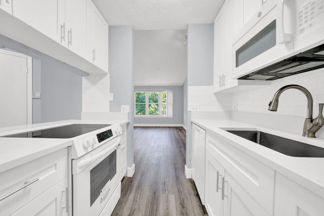 2319 N Congress Avenue, Unit 22, Boynton Beach, FL 33426 Photo