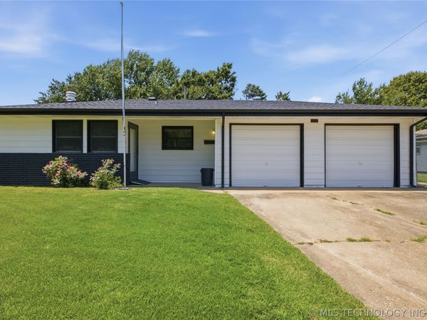 501 Warwick Drive , Muskogee, OK 74403