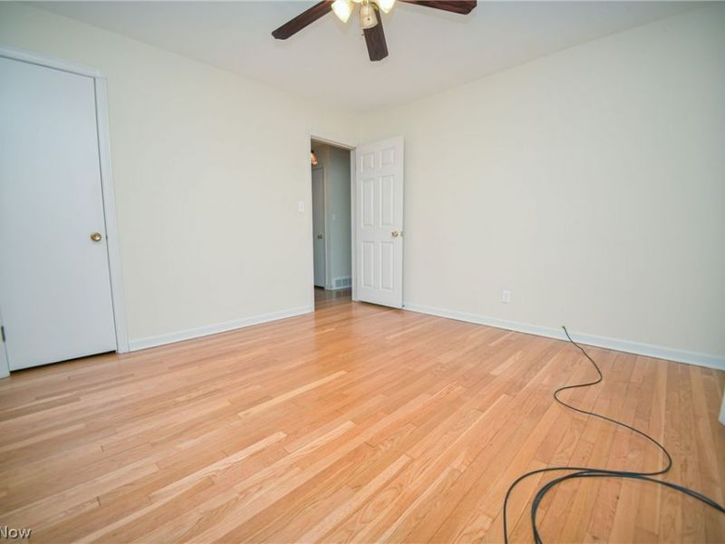 18400 Rockland Avenue, Cleveland, OH 44135 Photo 13