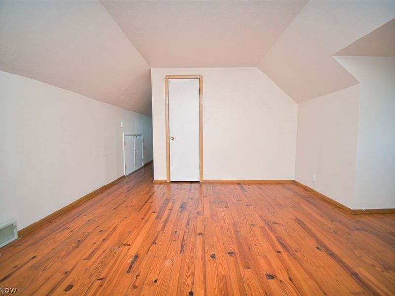18400 Rockland Avenue, Cleveland, OH 44135 Photo 27