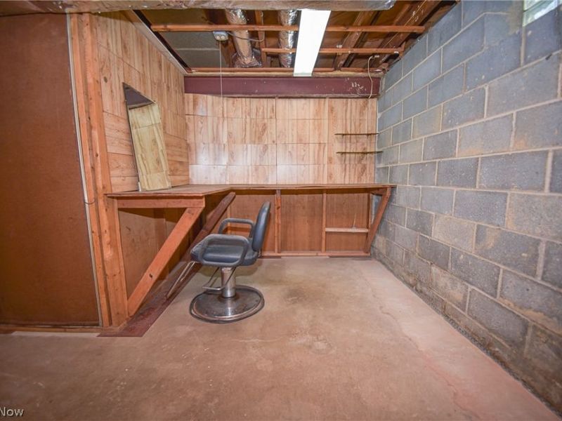 18400 Rockland Avenue, Cleveland, OH 44135 Photo 35