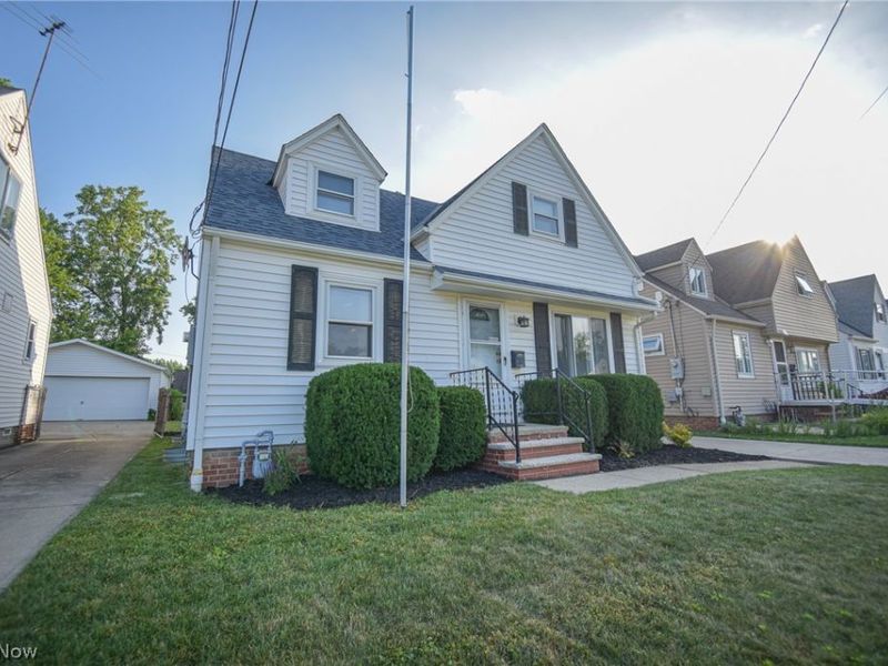 18400 Rockland Avenue, Cleveland, OH 44135 Photo 45