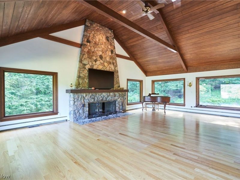 10331 Butternut Road, Chesterland, OH 44026 Photo 6