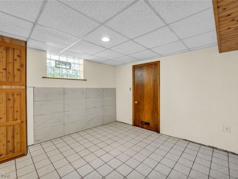4301 Gamma Avenue, Newburgh Heights, OH 44105 Photo 13