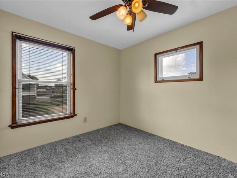 4301 Gamma Avenue, Newburgh Heights, OH 44105 Photo 22