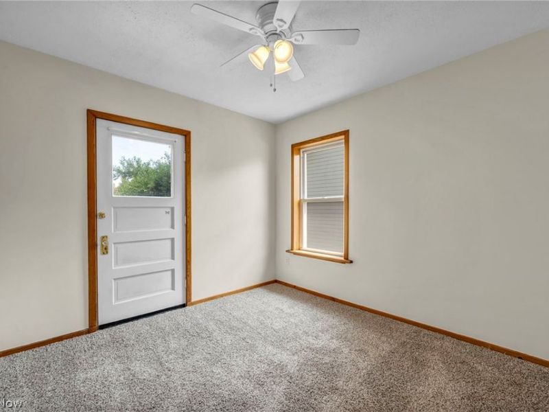 4301 Gamma Avenue, Newburgh Heights, OH 44105 Photo 26