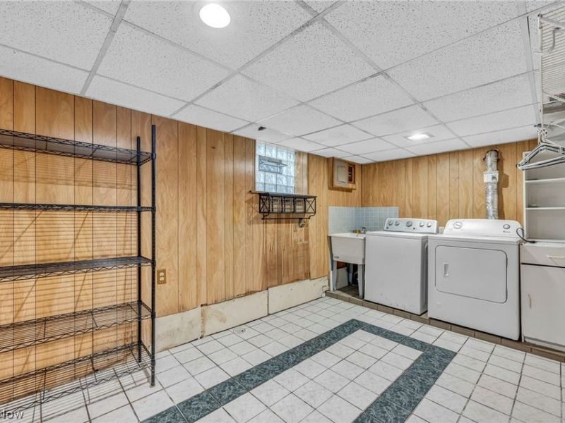 4301 Gamma Avenue, Newburgh Heights, OH 44105 Photo 35