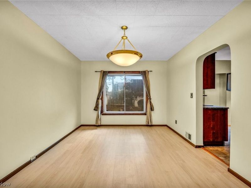 4301 Gamma Avenue, Newburgh Heights, OH 44105 Photo 9