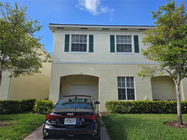 146 SW 7th Ct, Pompano Beach, FL 33060