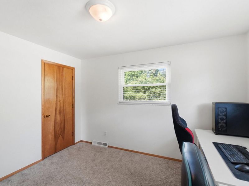 1858 Devon Drive, Springfield, OH 45503 Photo 33