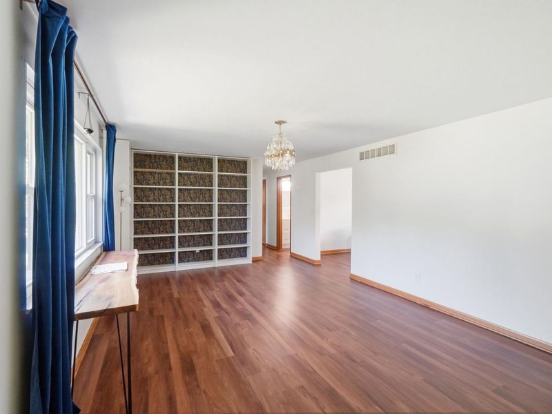 1858 Devon Drive, Springfield, OH 45503 Photo 8