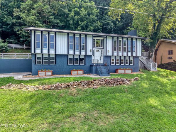 2212 Jones Bend Rd, Louisville, TN 37777