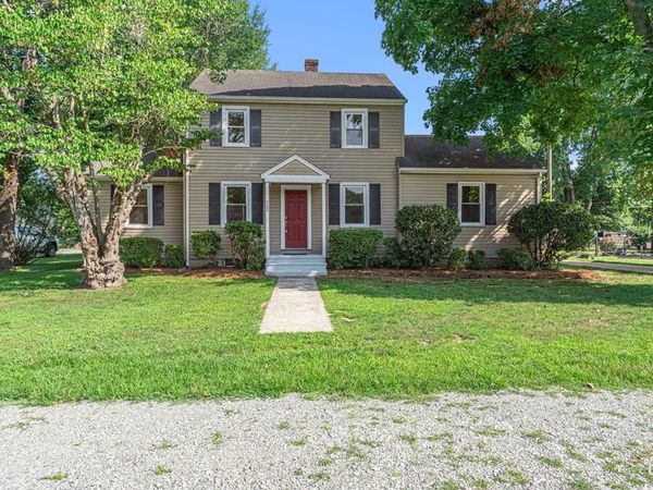 702 Daingerfield Street, TAPPAHANNOCK, VA 22560