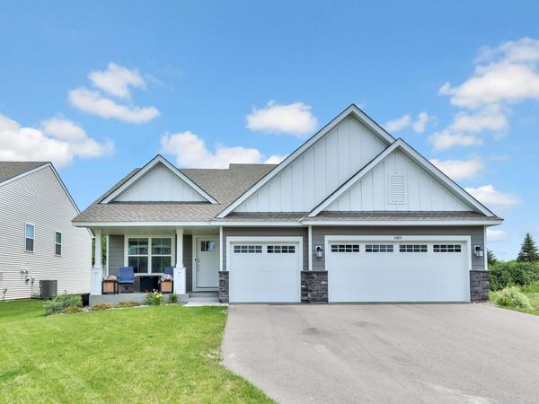 10813 Hinton Avenue S, Cottage Grove, MN 55016
