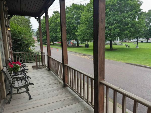 7 park Street, Waterbury, VT 05672
