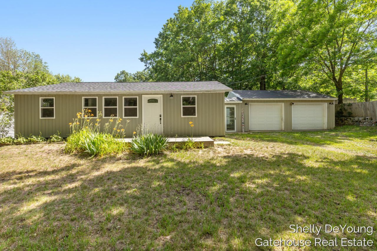 12454 Corstal Street Ne, Sand Lake, MI 49343 Main Photo