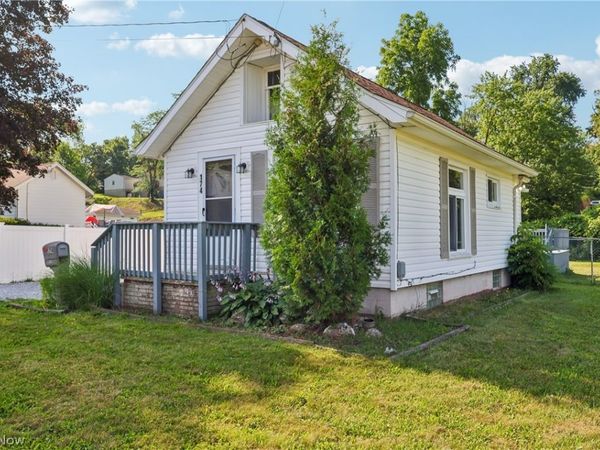174 Yonker Street , Barberton, OH 44203
