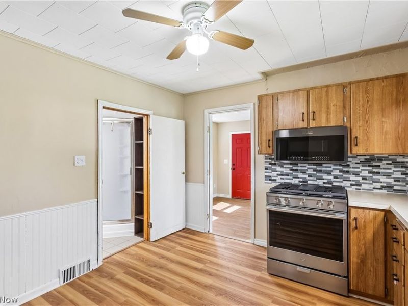174 Yonker Street, Barberton, OH 44203 Photo 12