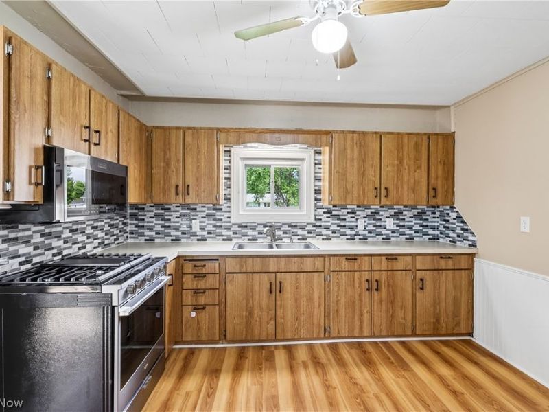 174 Yonker Street, Barberton, OH 44203 Photo 13