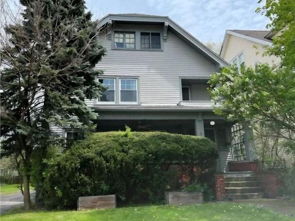 1695 Lee Road, Unit Up, Cleveland Heights, OH 44118