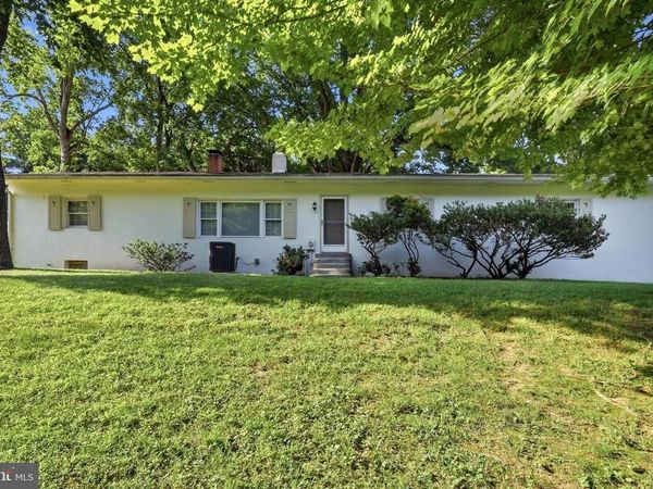 1605 BRINTONS BRIDGE, CHADDS FORD, PA 19317
