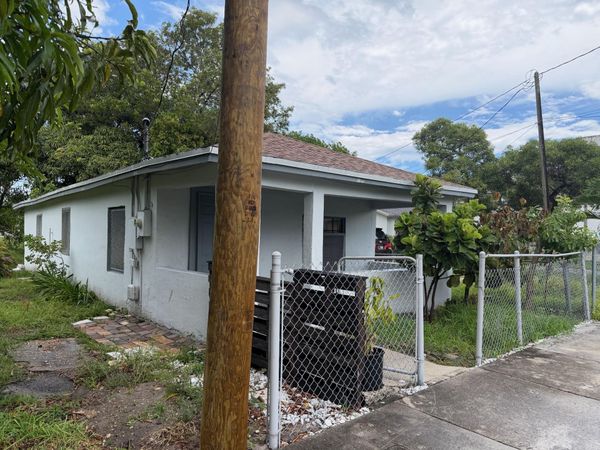 422 NW 7TH Terrace, Fort Lauderdale, FL 33311